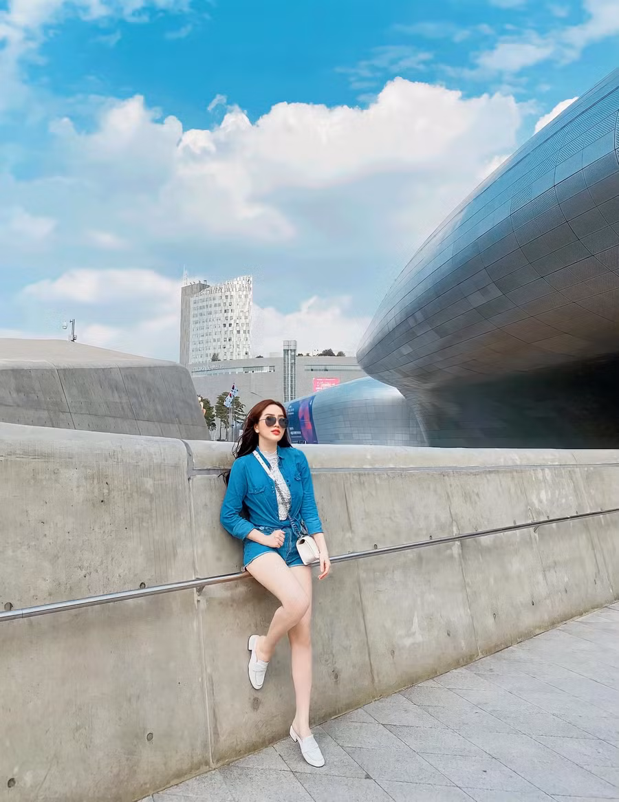 Bảo Thy tự nhận là thành viên thứ 5 của BLACKPINK. Bảo Thy tự nhận là thành viên thứ 5 của BLACKPINK.