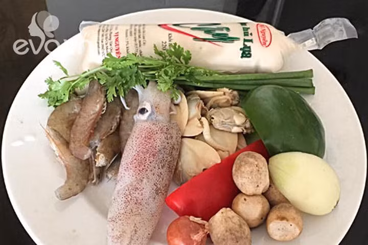 Đậu hũ non sốt hải sản lạ miệng mà ngon