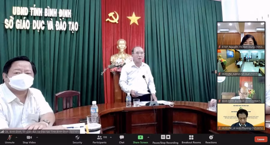 Ông Đào Đức Tuấn, Giám đốc sở Giáo dục và Đào tạo Bình Định phát biểu tại hội thảo.