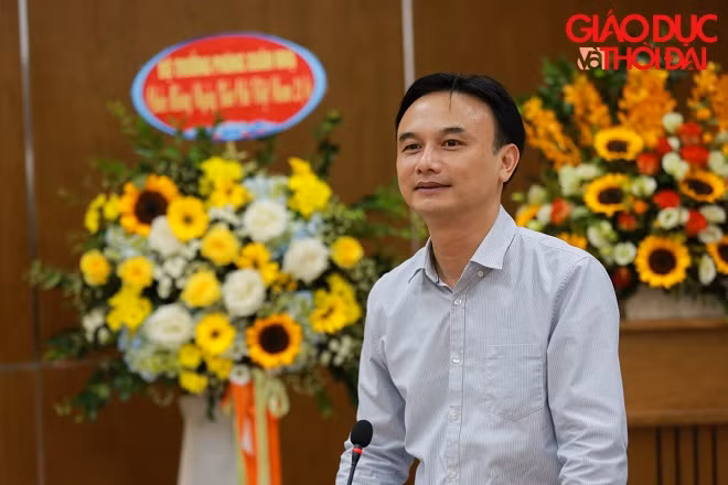 Ông Nguyễn Viết Lộc - Chánh Văn phòng Bộ GD&ĐT chúc cán bộ, phóng viên, biên tập viên Báo GD&TĐ nhân ngày Báo chí Cách mạng Việt Nam.
