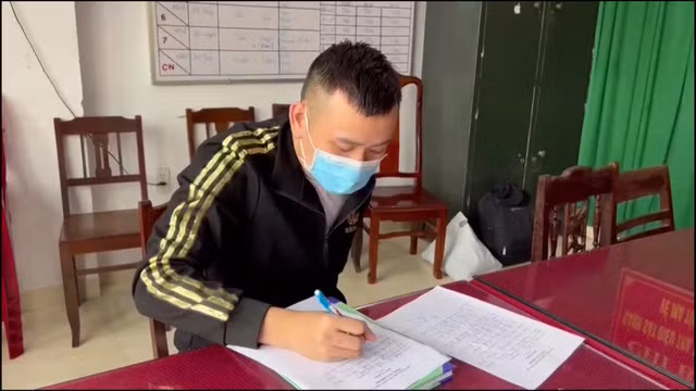 Đối tượng Nguyễn Sĩ Dũng tại Cơ quan Công an.