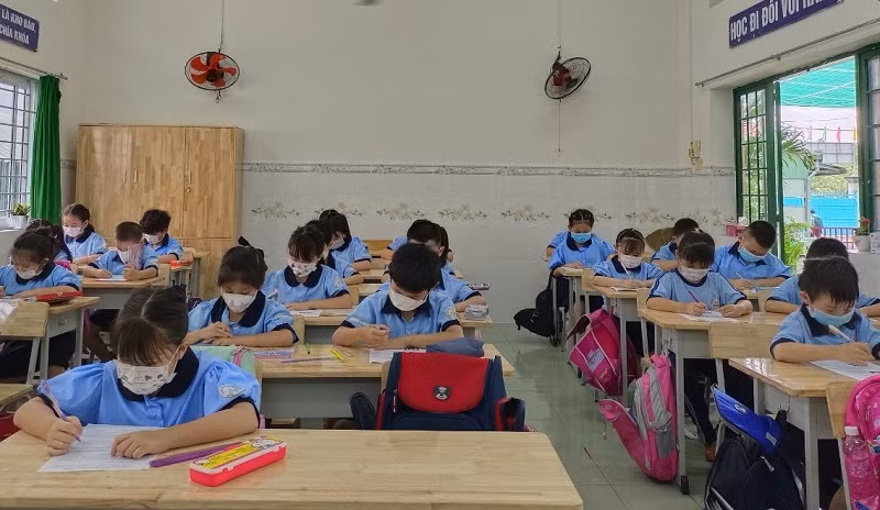 Trường Tiểu học Phạm Văn Hai dành 1 tháng rưỡi để ôn tập cho các học sinh yếu, kém.