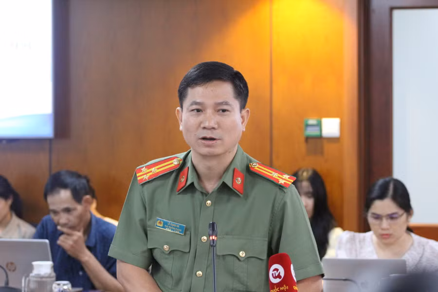 Thượng tá Lê Mạnh Hà – Phó trưởng Phòng Tham mưu Công an TPHCM. (Ảnh: Thành Nhân). Thượng tá Lê Mạnh Hà – Phó trưởng Phòng Tham mưu Công an TPHCM. (Ảnh: Thành Nhân).