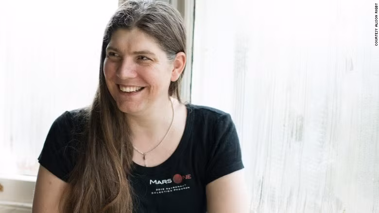 Alison Rigby, một trong những người tham gia vào chuyến đi một chiều lên sao Hỏa Alison Rigby, một trong những người tham gia vào chuyến đi một chiều lên sao Hỏa