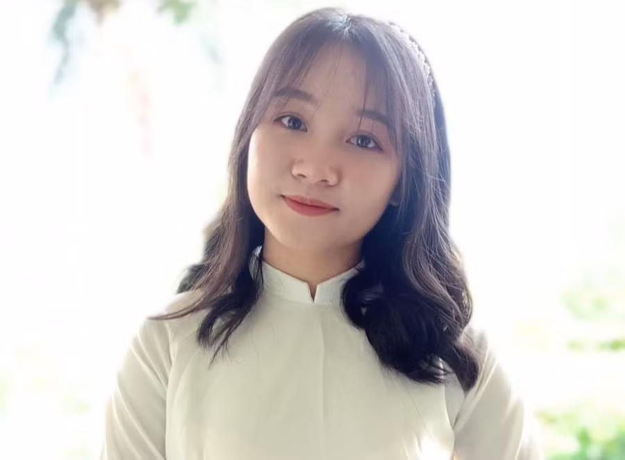 Nữ sinh Phạm Thị Thắm là thủ khoa khối C năm 2021 của tỉnh Thanh Hóa. Ảnh: NVCC Nữ sinh Phạm Thị Thắm là thủ khoa khối C năm 2021 của tỉnh Thanh Hóa. Ảnh: NVCC