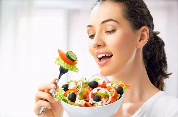Không cần điều hòa bạn vẫn có thể ngủ ngon lành với những mẹo nhỏ nhưng có võ