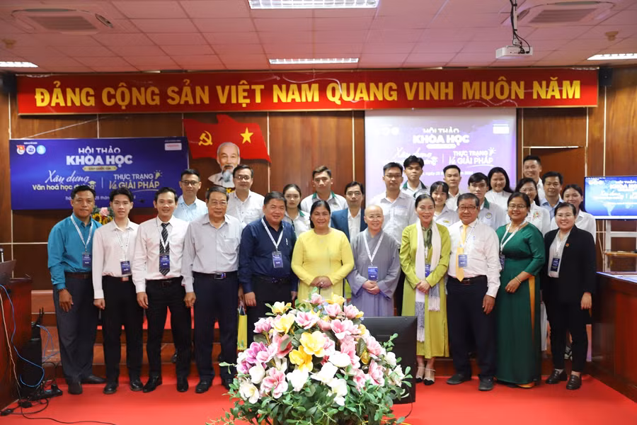 Đại biểu tham dự Hội thảo.