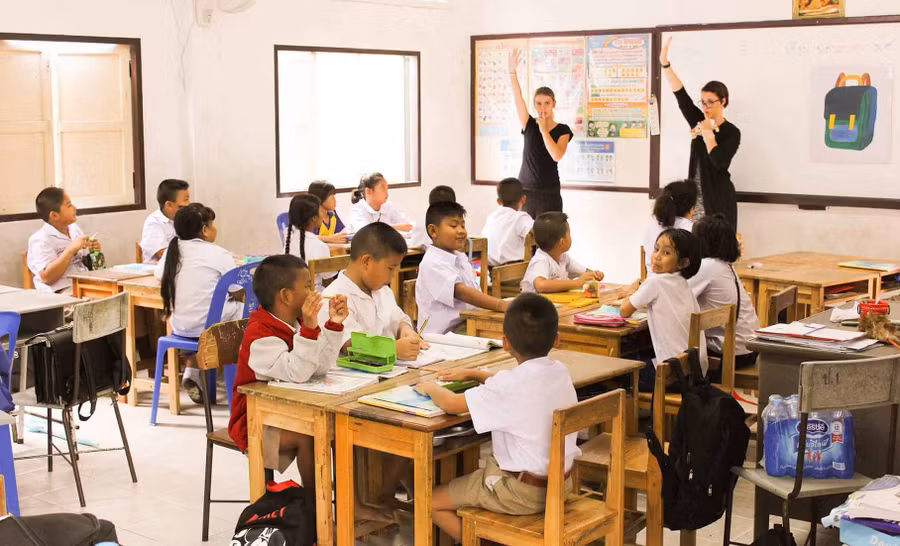 Một tiết học với giáo viên nước ngoài của học sinh Thái Lan.