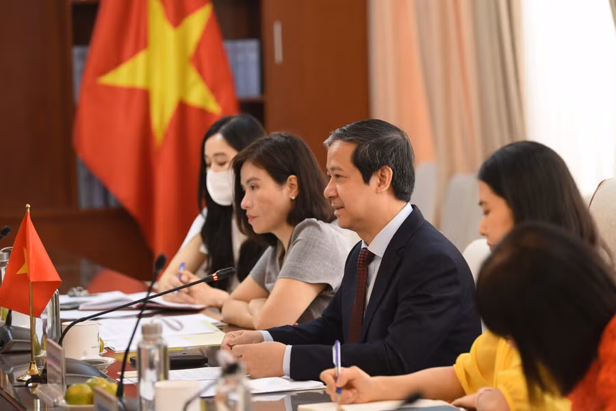 Bộ trưởng Nguyễn Kim Sơn tiếp Đại sứ Cuba tại Việt Nam ảnh 3