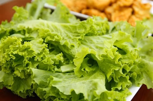 Cần có sự kết hợp hài hòa giữ rau sống và rau đã qua chế biến