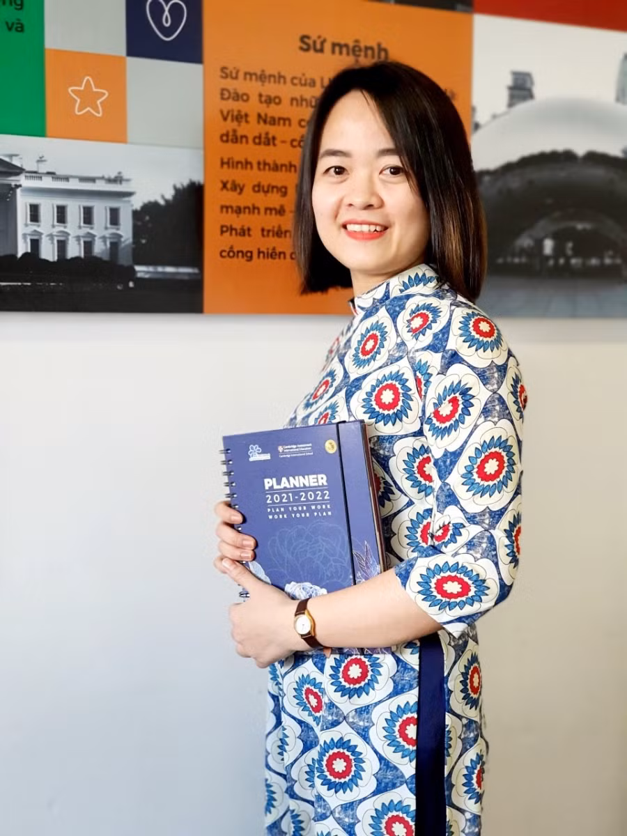 Cô Phạm Thị Phương Thảo.