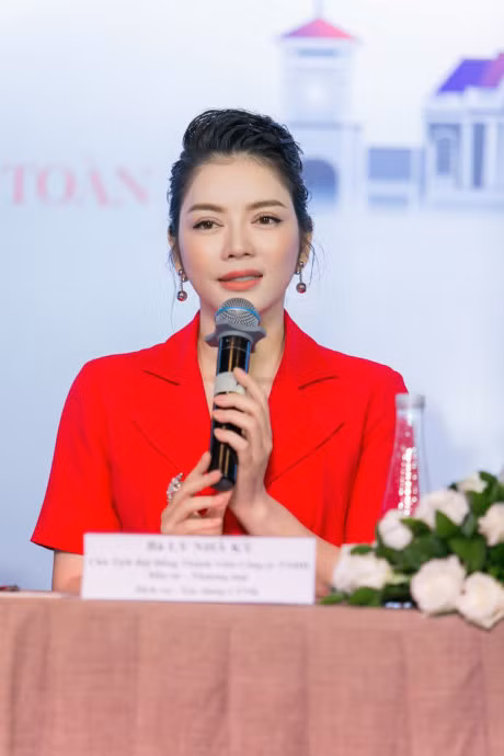 Ly Nha Ky chi 1 trieu Euro quang ba Viet Nam, to chuc tiec o Cannes 2017 - Anh 1