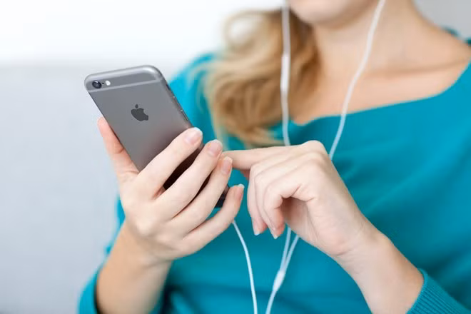 iPhone 16 GB tỏ ra lỗi thời trong thời đại nội dung số chất lượng cao hiện nay. Ảnh: Guidingtech. iPhone 16 GB tỏ ra lỗi thời trong thời đại nội dung số chất lượng cao hiện nay. Ảnh: Guidingtech