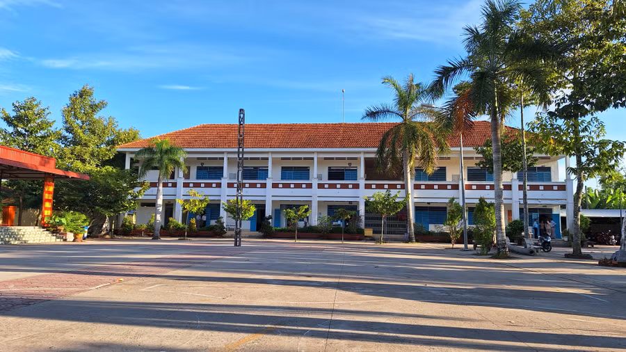 Sáng 29/6, thời tiết tại An Giang nắng đẹp rất thuận lợi cho các thí sinh đến trường thi.