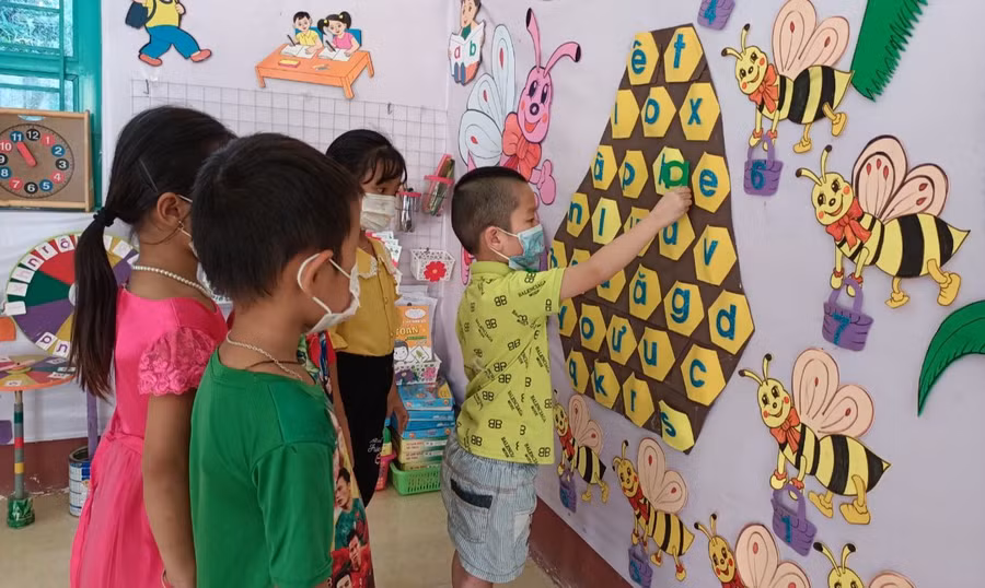 Góc tăng cường tiếng Việt của trẻ Trường Mầm non Mường Lạn (Điện Biên).