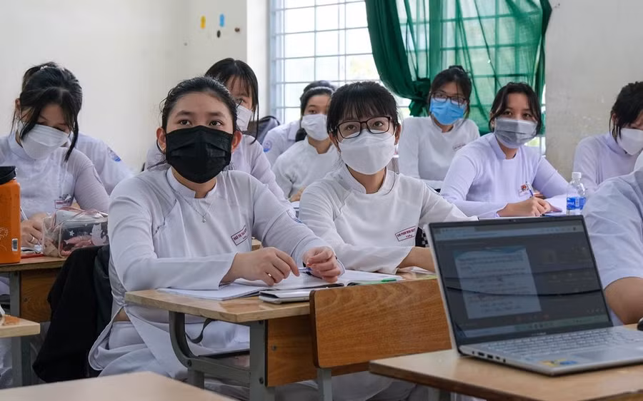 Bên cạnh công tác ôn tập, nhà trường chuẩn bị chu đáo kỳ thi tốt nghiệp THPT sắp tới.