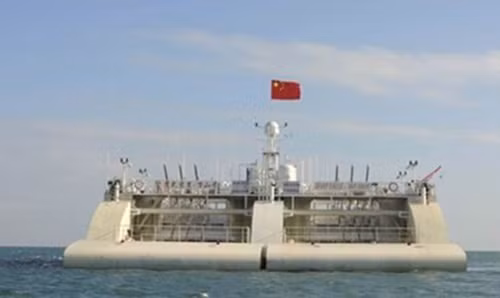 Trạm phát điện nổi lớn nhất Trung Quốc đầu tháng này được thử nghiệm ở Biển Đông. Ảnh: Viện chuyển đổi năng lượng Quảng Châu Trạm phát điện nổi lớn nhất Trung Quốc đầu tháng này được thử nghiệm ở Biển Đông.