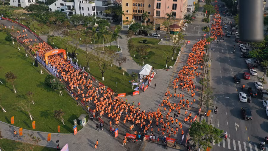 Giải chạy Happy Run có hai cự ly 1,35 và 3,5km, đi qua nhiều tuyến đường đẹp tại Đà Nẵng.