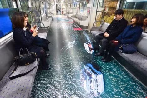 Những chuyến tàu điện có một không hai ở Seoul - Ảnh 2.