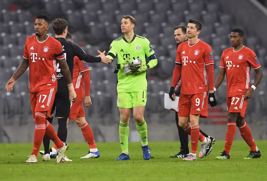 Đương kim vô địch Bayern Munich cũng sớm có mặt ở vòng sau.