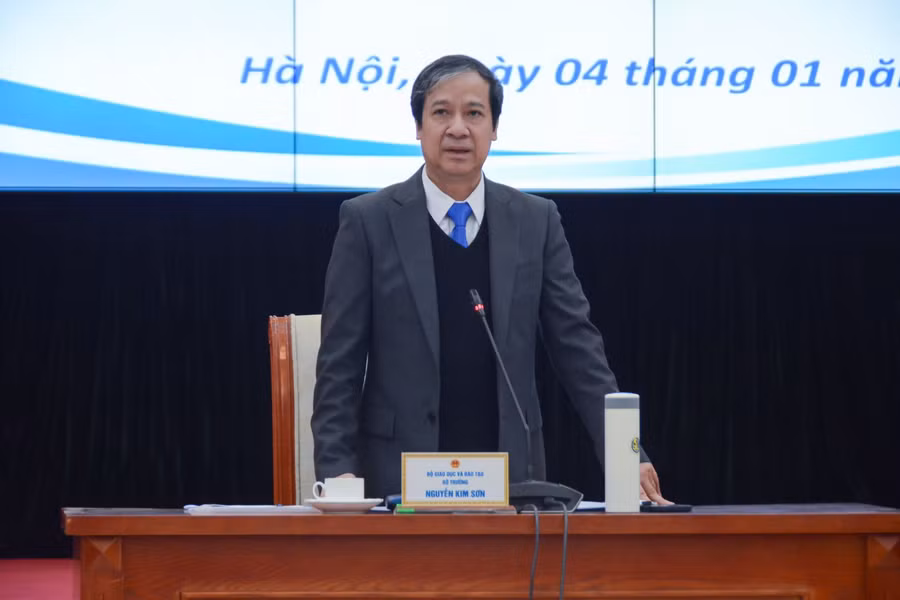 Bộ trưởng Nguyễn Kim Sơn phát biểu khai mạc hội nghị đã nhận định: Vượt qua nhiều thách thức, ngành Giáo dục trong năm 2022 đã nỗ lực đạt được kết quả đáng khích lệ. Bộ trưởng Nguyễn Kim Sơn phát biểu khai mạc hội nghị đã nhận định: Vượt qua nhiều thách thức, ngành Giáo dục trong năm 2022 đã nỗ lực đạt được kết quả đáng khích lệ.