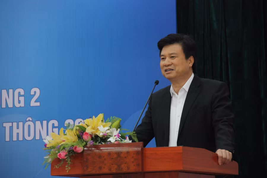 Thứ trưởng Bộ GD&ĐT Nguyễn Hữu Độ phát biểu khai mạc vòng 2 Hội đồng quốc gia thẩm định sách giáo khoa (SGK) lớp 6 biên soạn theo chương trình giáo dục phổ thông 2018.