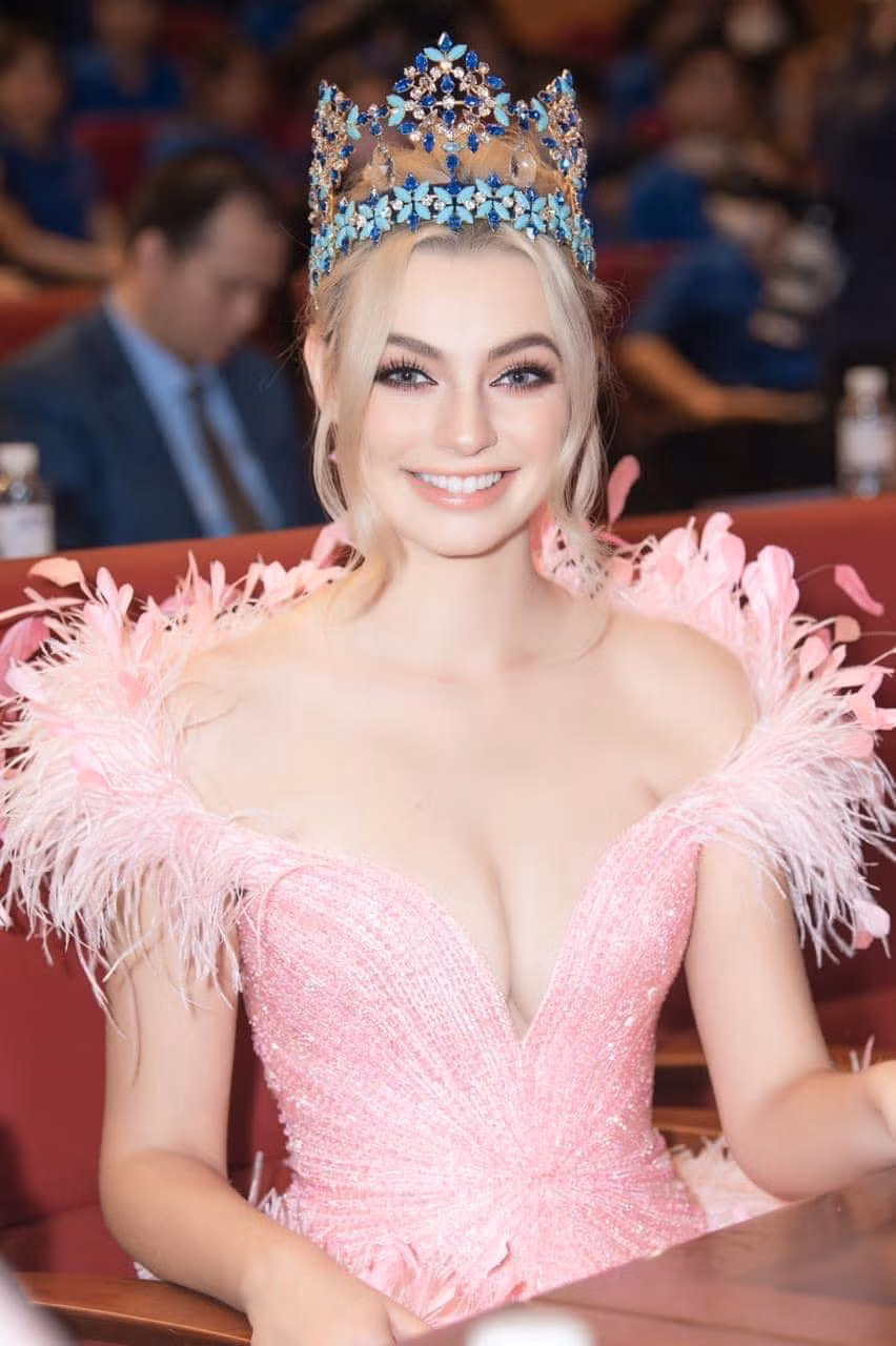 Miss World 2021 lỡ hẹn với Việt Nam.
