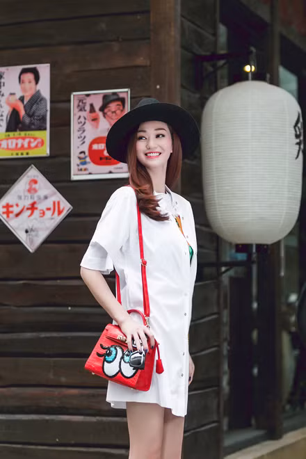 Khánh My phối đồ linh hoạt ngày hè ảnh 4