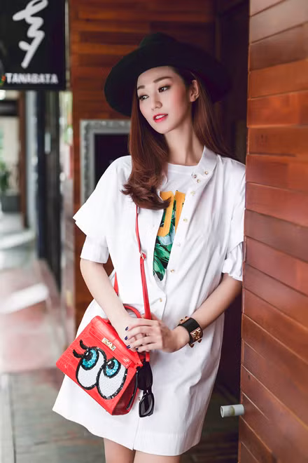 Khánh My phối đồ linh hoạt ngày hè ảnh 6