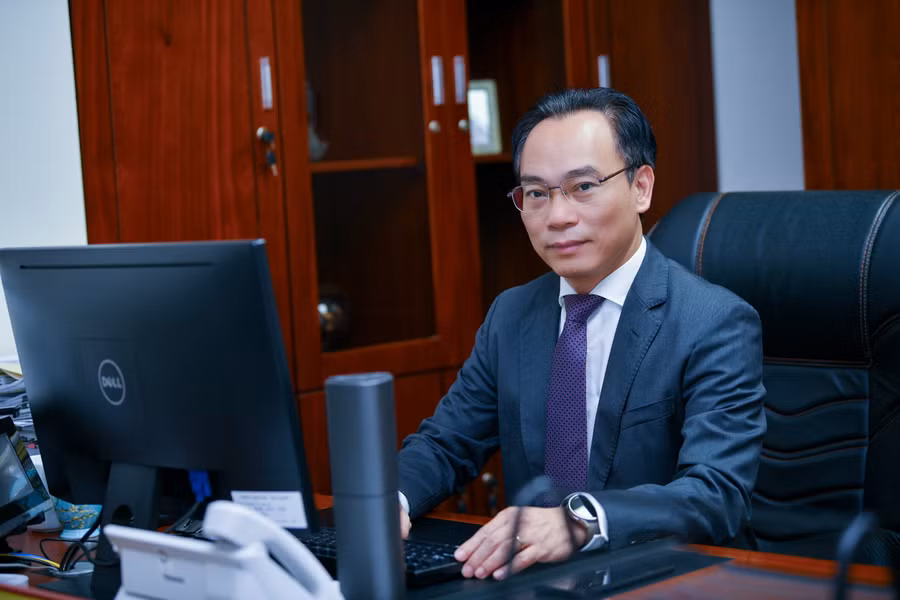 Thứ trưởng Bộ GD&amp;ĐT Hoàng Minh Sơn: