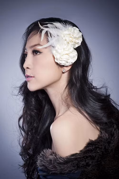 Những nốt ruồi duyên tôn nét đẹp của mỹ nữ Việt ảnh 6 Những nốt ruồi duyên tôn nét đẹp của mỹ nữ Việt - 6