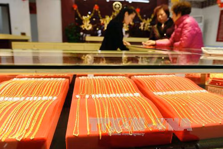 Lo ngại biến động thế giới, Nga tăng cường mua vàng