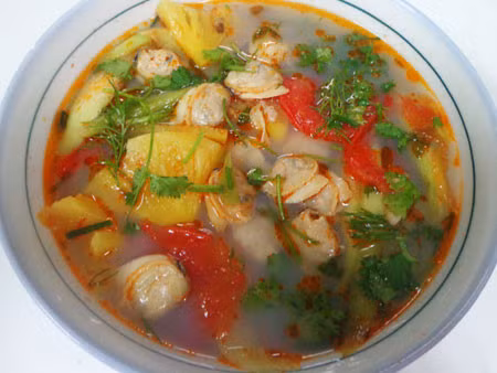 Cach nau canh chua ngao voi dua vua an vua gat gu khen ngon - Anh 1