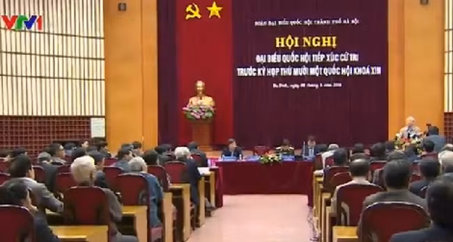 Quang cảnh buổi tiếp xúc
