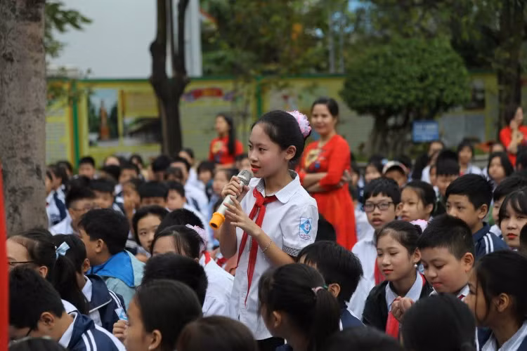 Học sinh Trường THCS Nguyễn Đức Cảnh (Đồng Triều, Quảng Ninh) tự tin trong các hoạt động giáo dục. Ảnh: Thế Đại