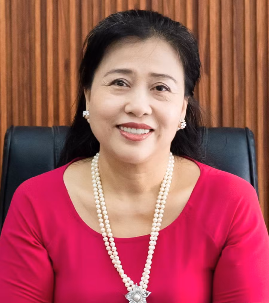 Cô Nguyễn Thanh Hà.