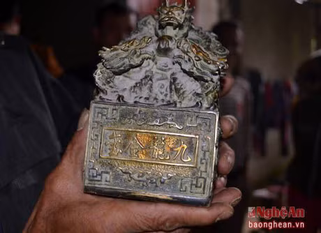 Hien vat lao nong Nghe An dao duoc co thuc su la an tin cua vua? - Anh 2