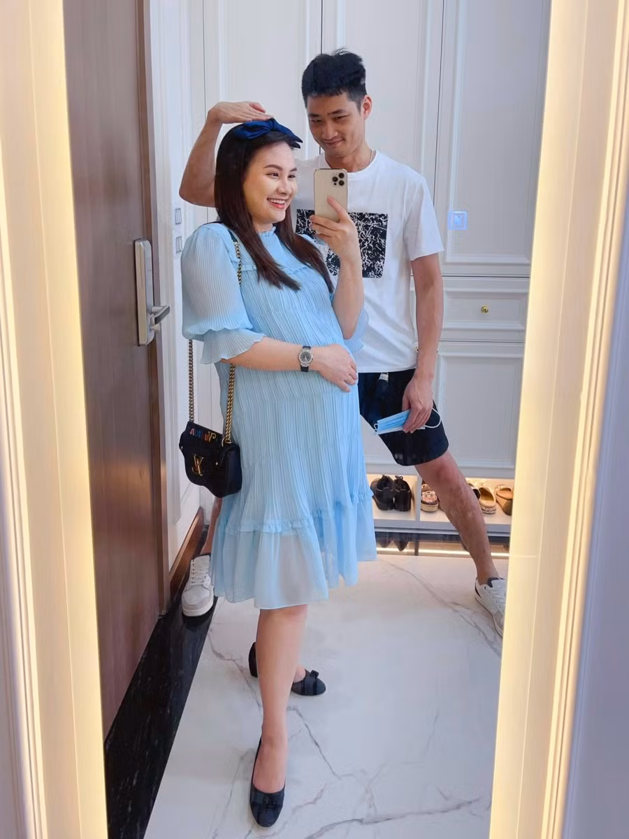 Dàn sao Việt chúc mừng Bảo Thanh hạ sinh con gái ảnh 6