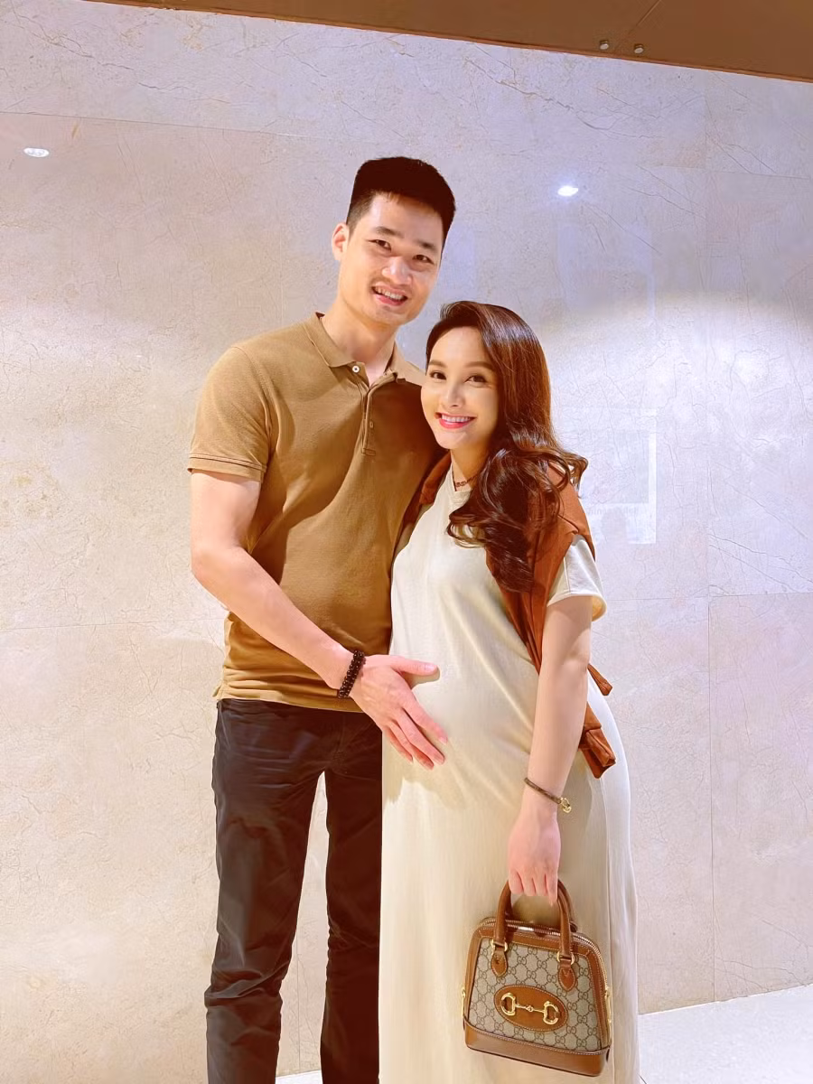 Dàn sao Việt chúc mừng Bảo Thanh hạ sinh con gái ảnh 7