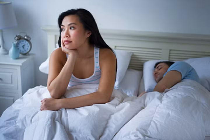 Hơn 10 năm vợ chồng tôi chay tịnh chuyện chăn gối