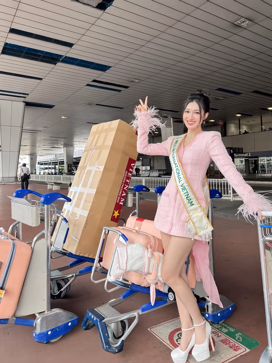 Á hậu Phương Nhi tự tin lên đường sang Nhật Bản để chinh chiến tại Miss International 2023.