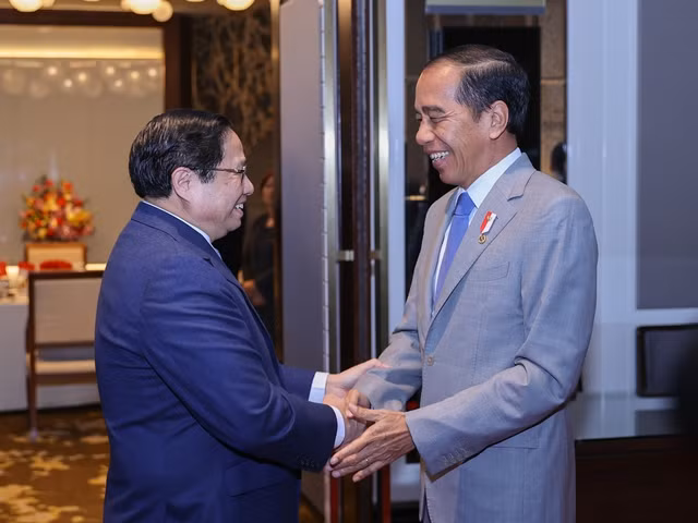Trước đối thoại, Thủ tướng Phạm Minh Chính và Tổng thống Indonesia Joko Widodo có cuộc ăn sáng, làm việc - Ảnh: VGP/Nhật Bắc. Trước đối thoại, Thủ tướng Phạm Minh Chính và Tổng thống Indonesia Joko Widodo có cuộc ăn sáng, làm việc - Ảnh: VGP/Nhật Bắc.