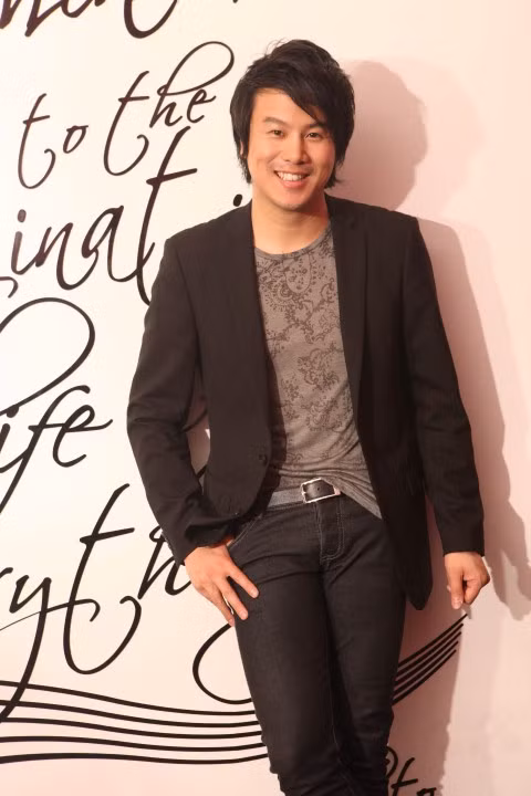Nhạc sĩ Thanh Bùi: Ngoài đời tôi cũng hơi ""tăng động"" như trên Vietnam Idol ảnh 2