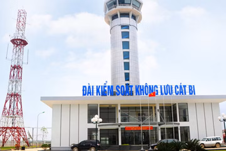 Sự cố tại Đài kiểm soát không lưu sân bay Cát Bi: Kỷ luật hàng loạt cán bộ