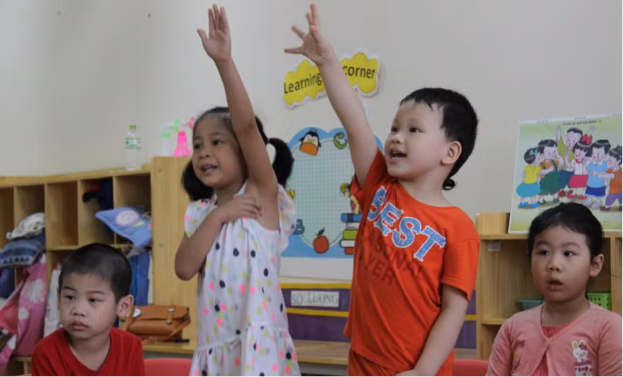 Hải Dương thí điểm chương trình cho trẻ mầm non làm quen với tiếng Anh