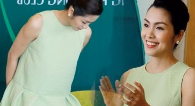 Tăng Thanh Hà vừa hạ sinh quý tử