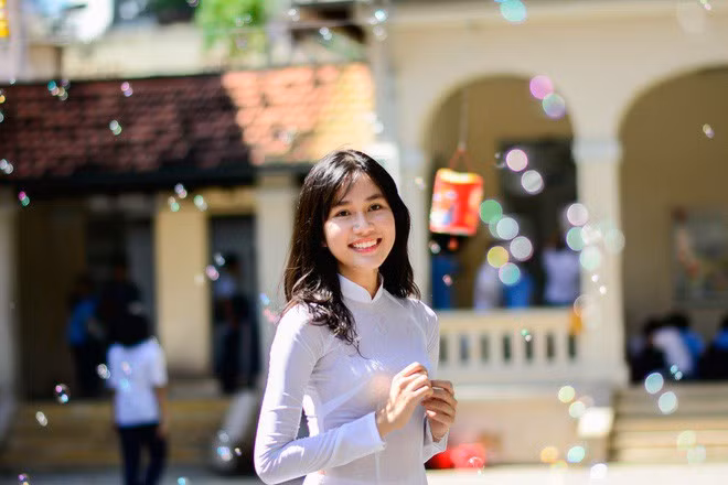 Nhan sắc đời thường gây "ngỡ ngàng" của Á hậu 1 Phạm Ngọc Phương Anh ảnh 2