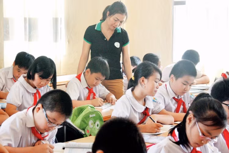 Kiểm định chất lượng là thước đo quan trọng trong phát triển GD. Ảnh minh họa