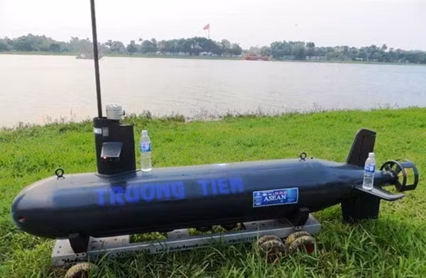 Tàu lặn không người lái đầu tiên mang tên Hoàng Sa ảnh 5