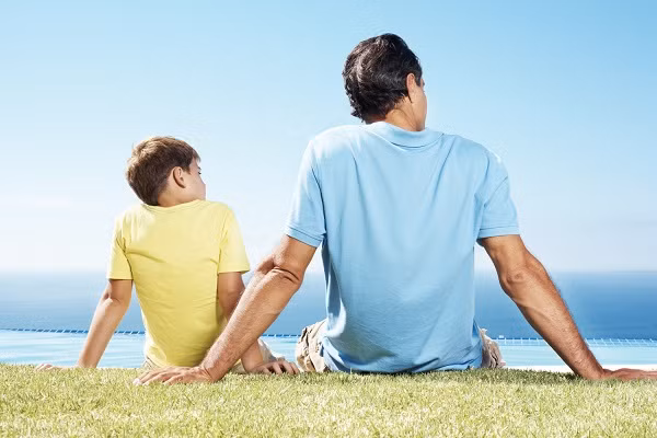 Thay vì cấm con xem phim người lớn, ông bố Mỹ nói điều này ảnh 2